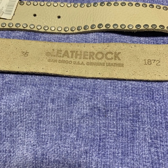 Leather Belt with Studs Size 36 - Picture 5 of 6